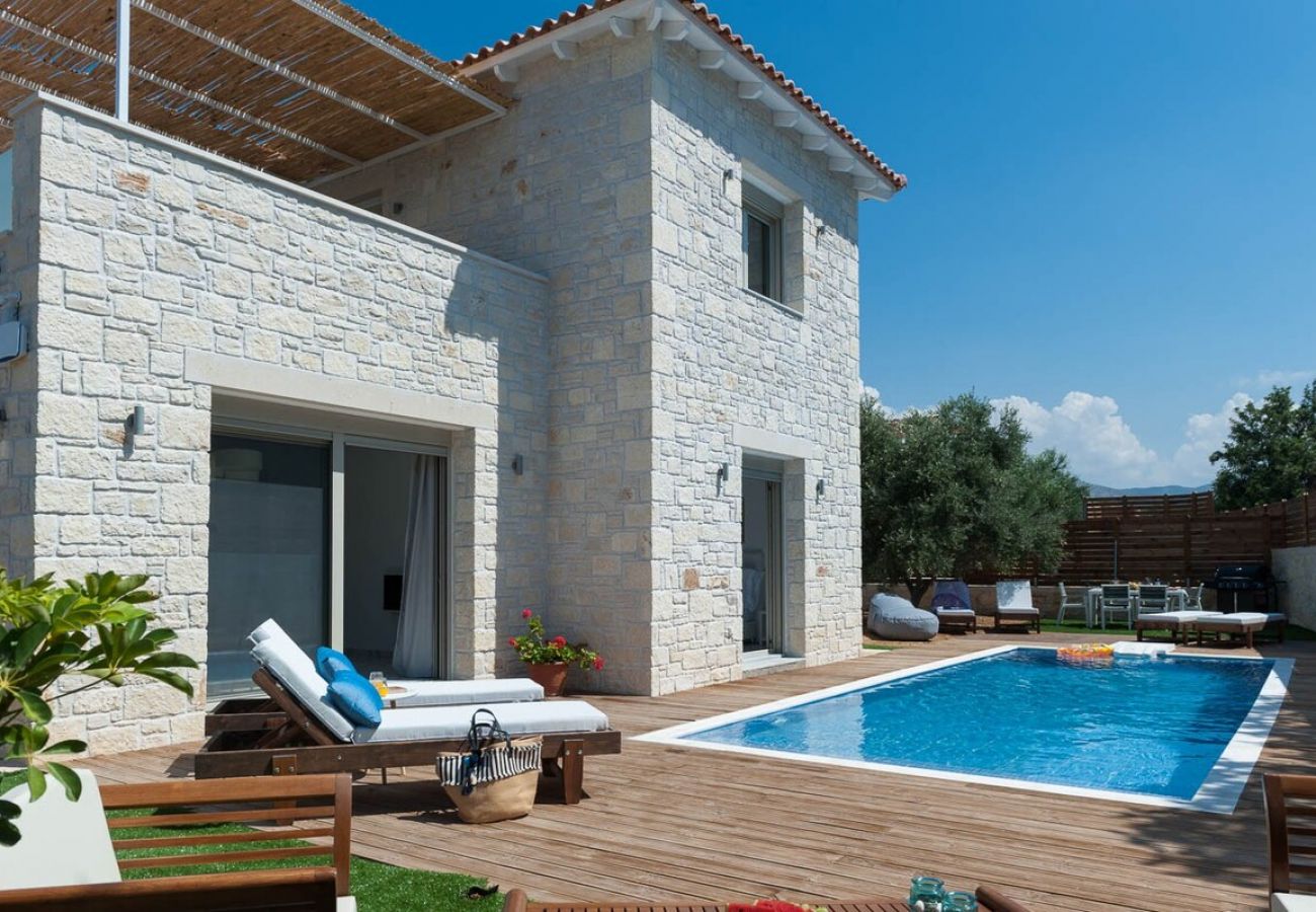 Villa in Rethymno - Villa Prima – mit privatem beheiztem Pool und Whirlpool