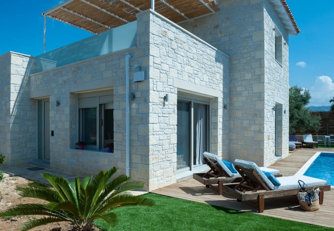 Villa in Rethymno - Villa Prima – mit privatem beheiztem Pool und Whirlpool