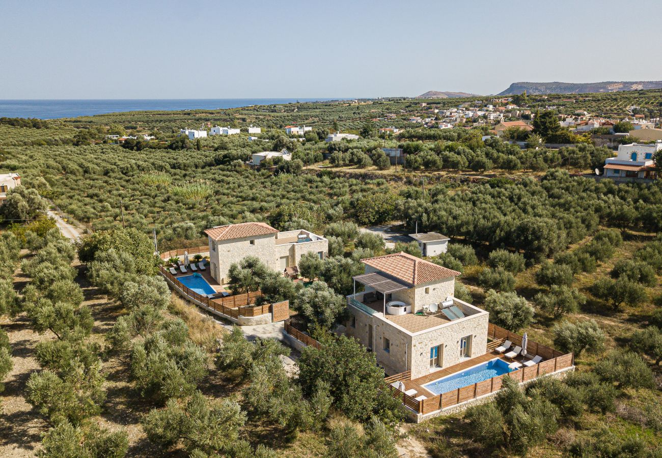 Villa in Rethymno - Villa Prima – mit privatem beheiztem Pool und Whirlpool