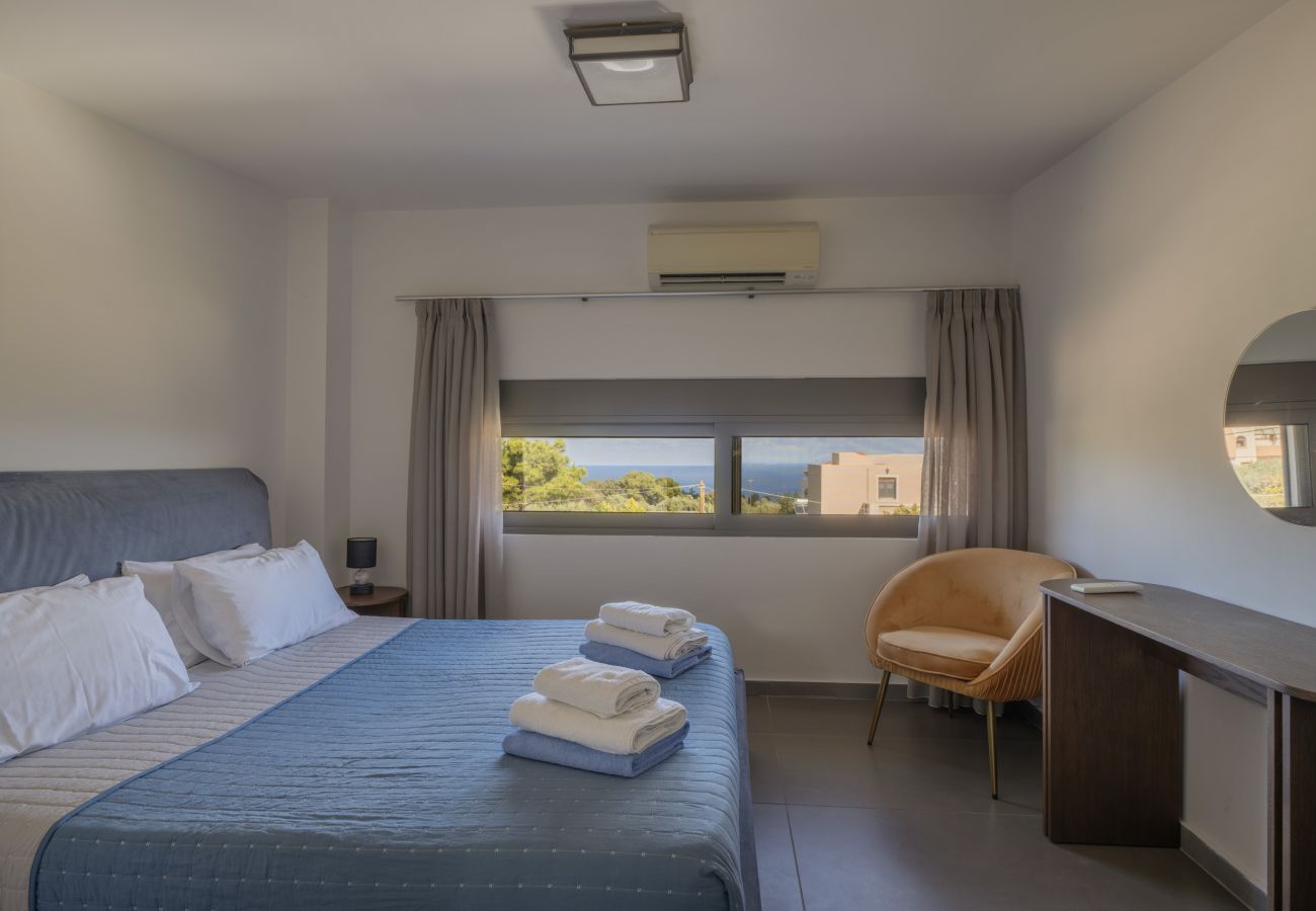 Villa in Tria Monastiria - Villa Sfedami - Pool with Children Safety Fence