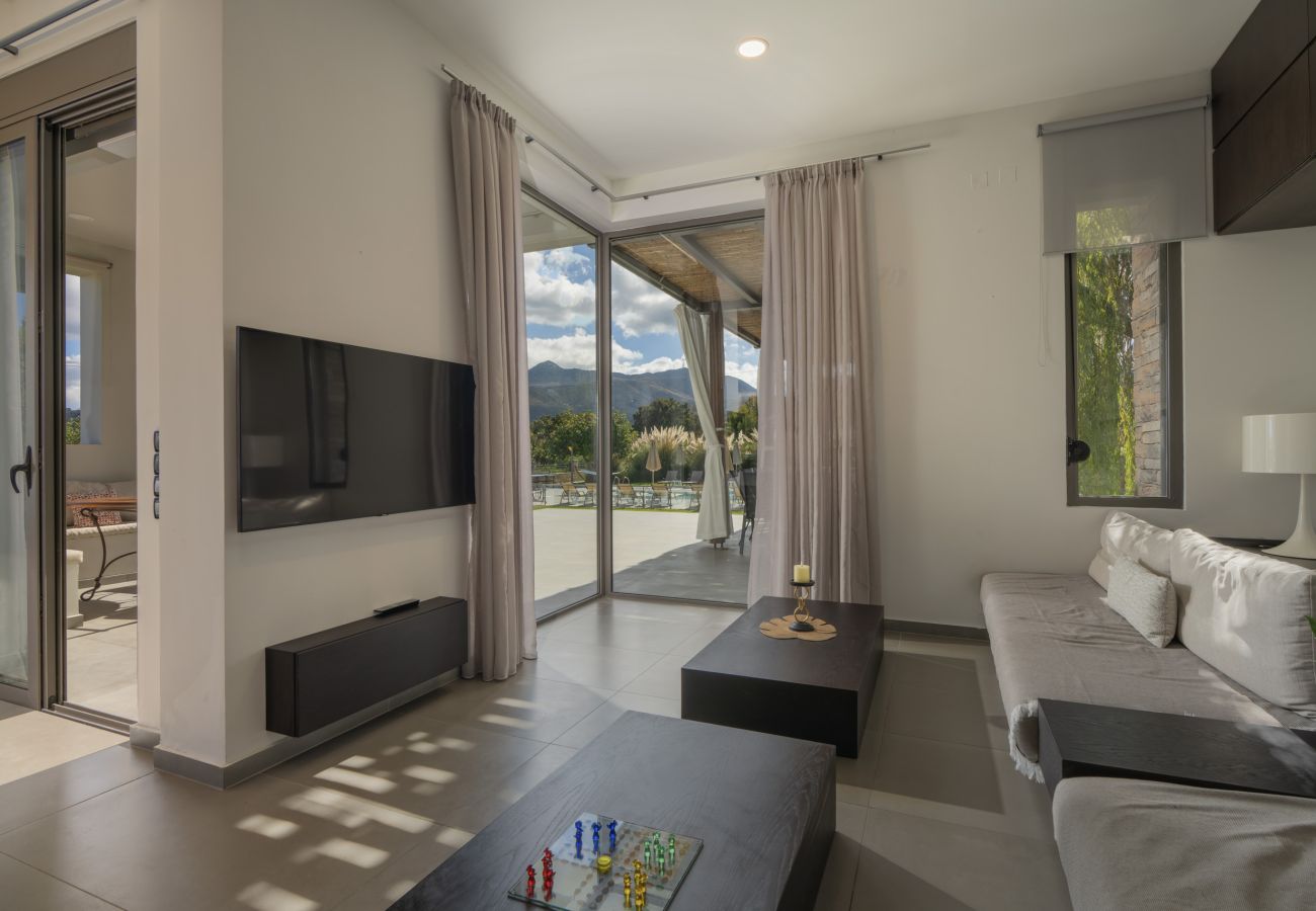 Villa in Tria Monastiria - Villa Sfedami - Pool with Children Safety Fence