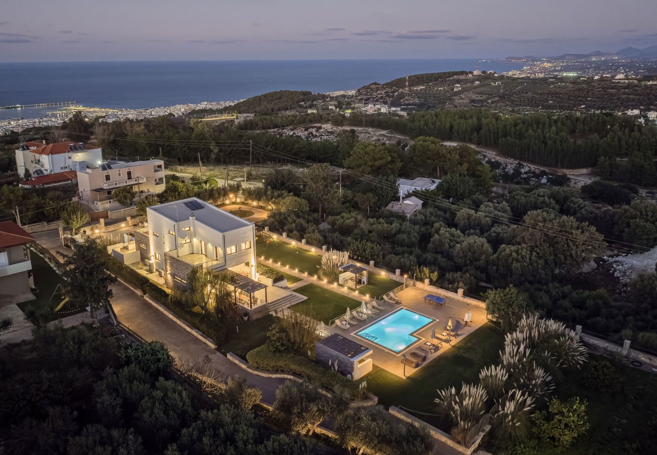 Villa in Tria Monastiria - Villa Sfedami - Pool with Children Safety Fence