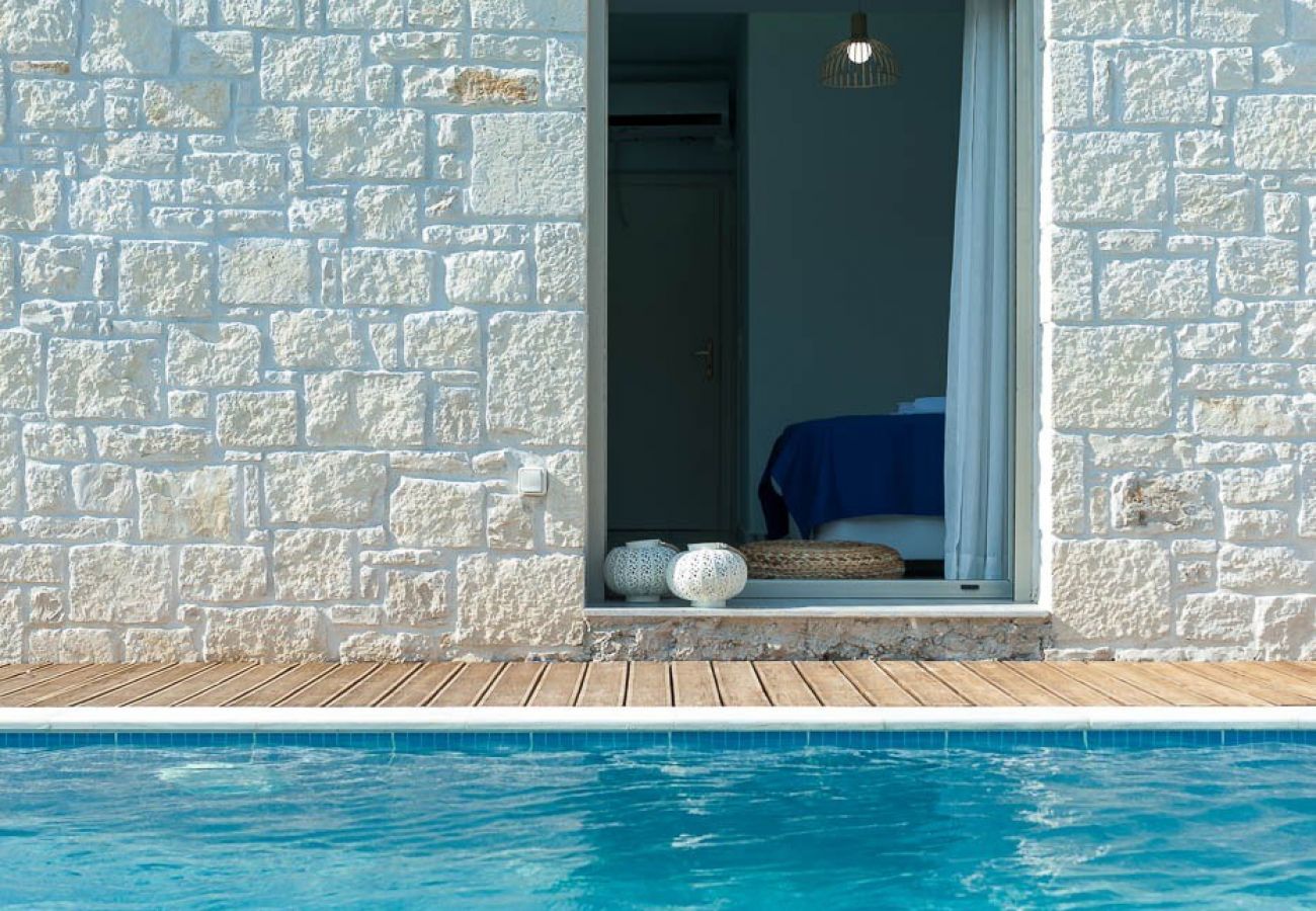 Villa in Rethymno - Villa Vera – mit privatem beheiztem Pool und Whirlpool