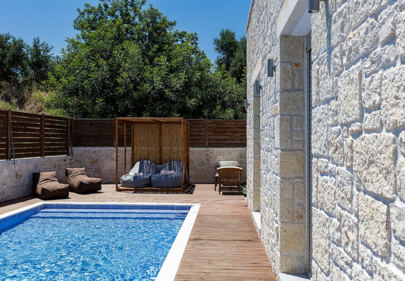 Villa in Rethymno - Villa Vera – mit privatem beheiztem Pool und Whirlpool