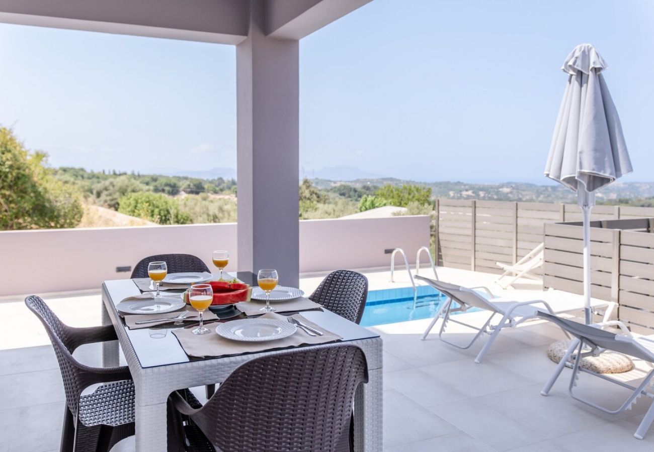 Villa in Agios Konstantinos - Villa Karouzo – mit privatem Pool