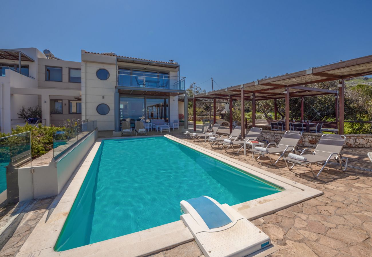 Villa in Gerani -  Villa Serenity - Mit privatem beheiztem Pool