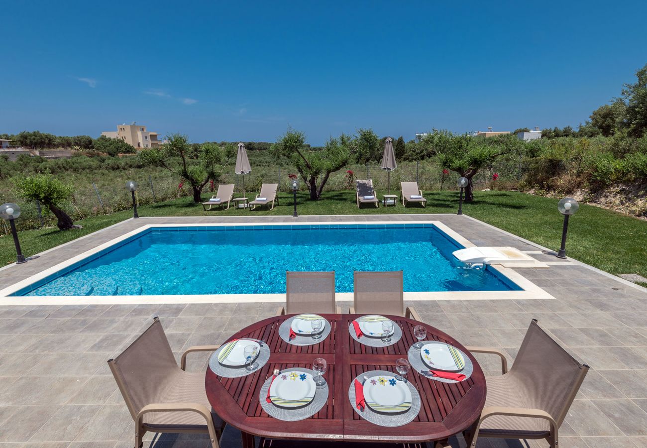 Villa in Pagkalochori - Villa Guinevere-mit privatem Pool