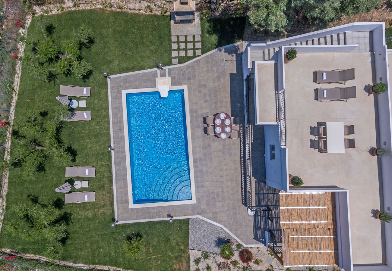 Villa in Pagkalochori - Villa Guinevere-mit privatem Pool