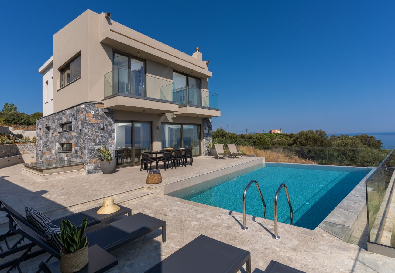 Villa in Atsipopoulo - Luxusvilla Onyx – mit privatem beheiztem Pool