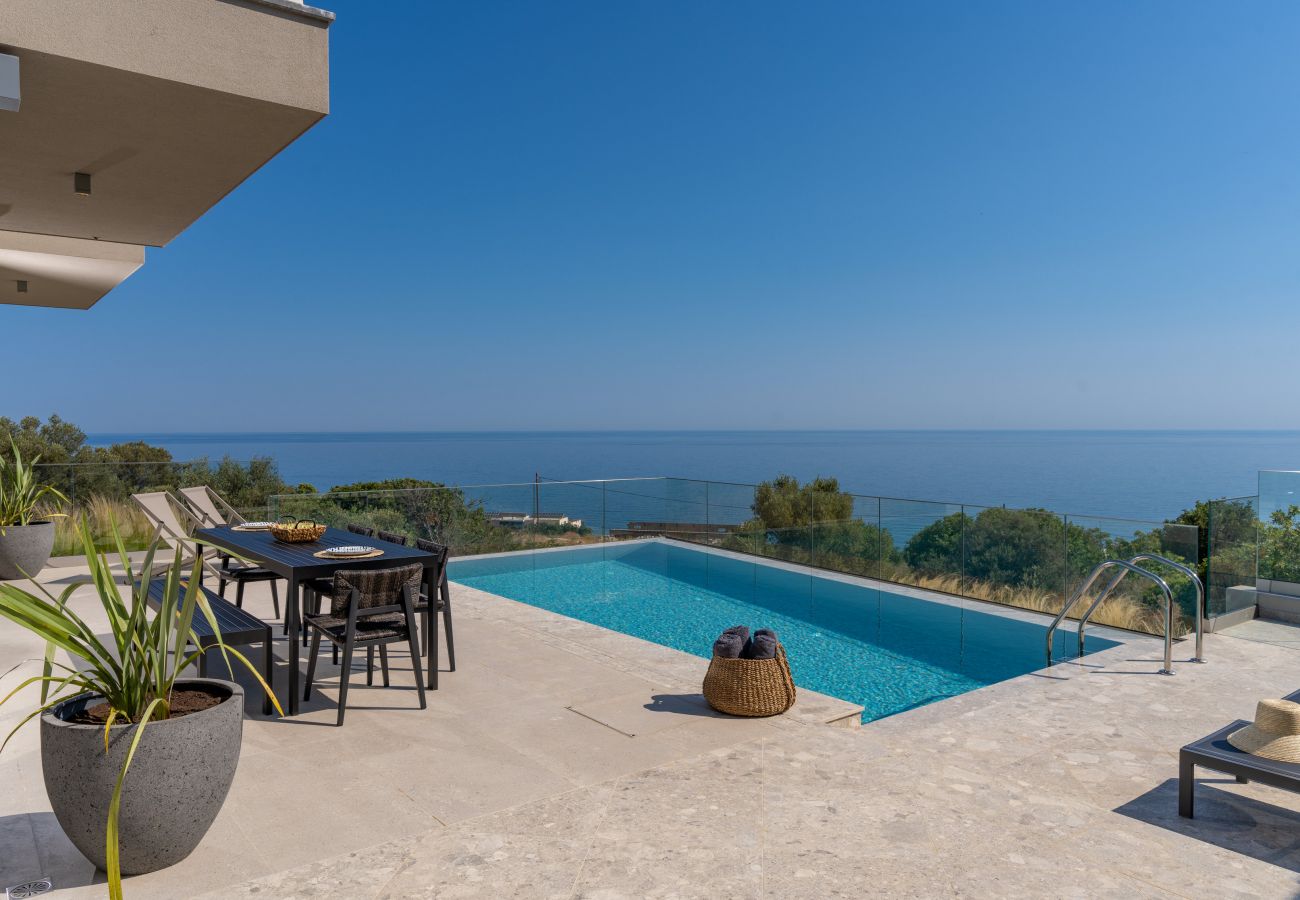 Villa in Atsipopoulo - Luxusvilla Onyx – mit privatem beheiztem Pool