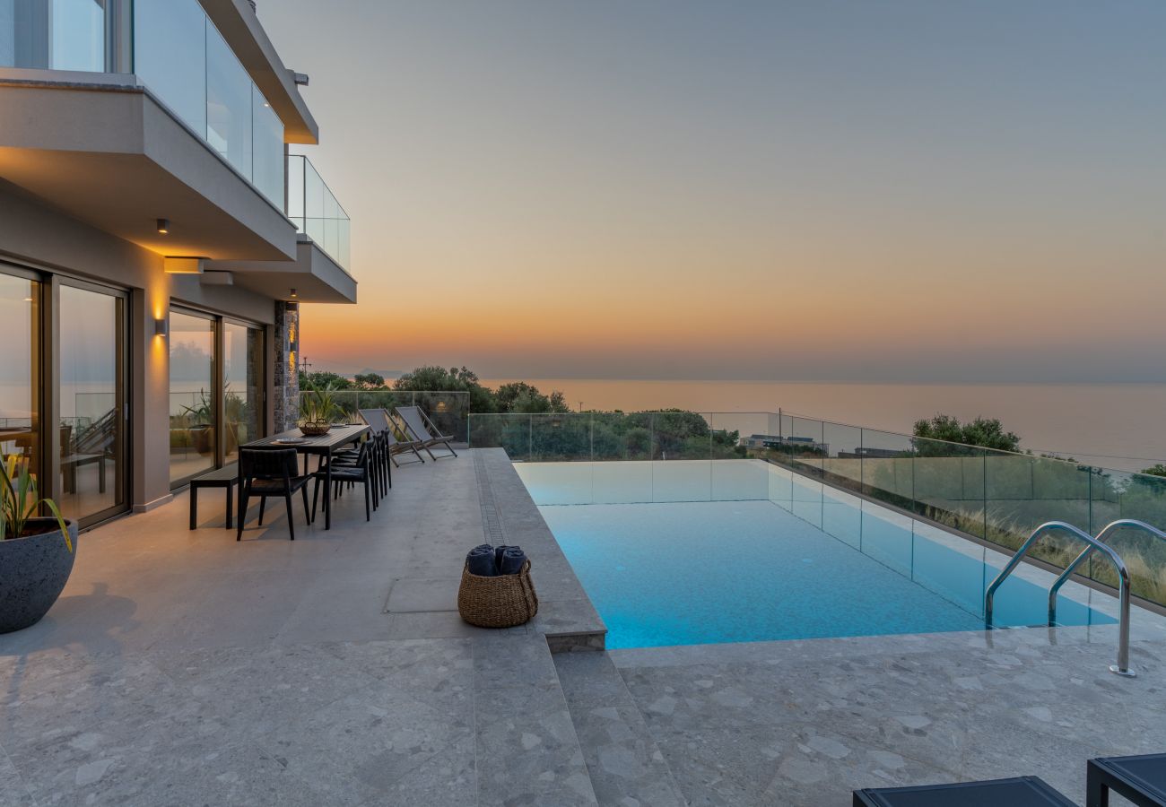 Villa in Atsipopoulo - Luxusvilla Onyx – mit privatem beheiztem Pool