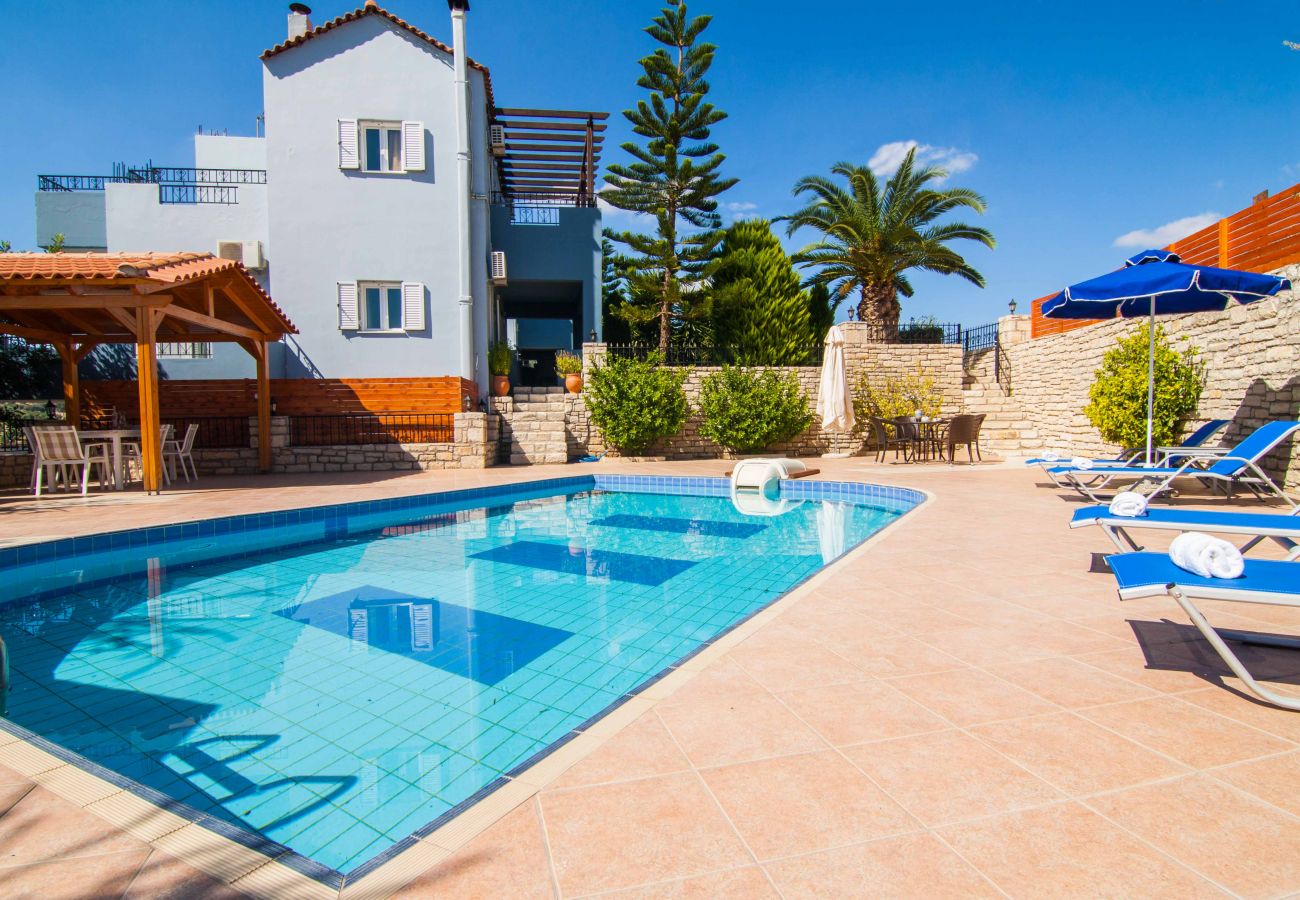 Villa in Perama - Blue Villa 1 - Mit privatem Pool