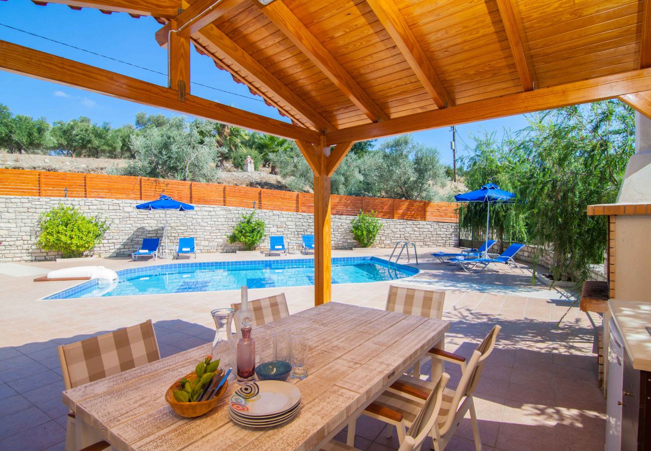 Villa in Perama - Blue Villa 1 - Mit privatem Pool