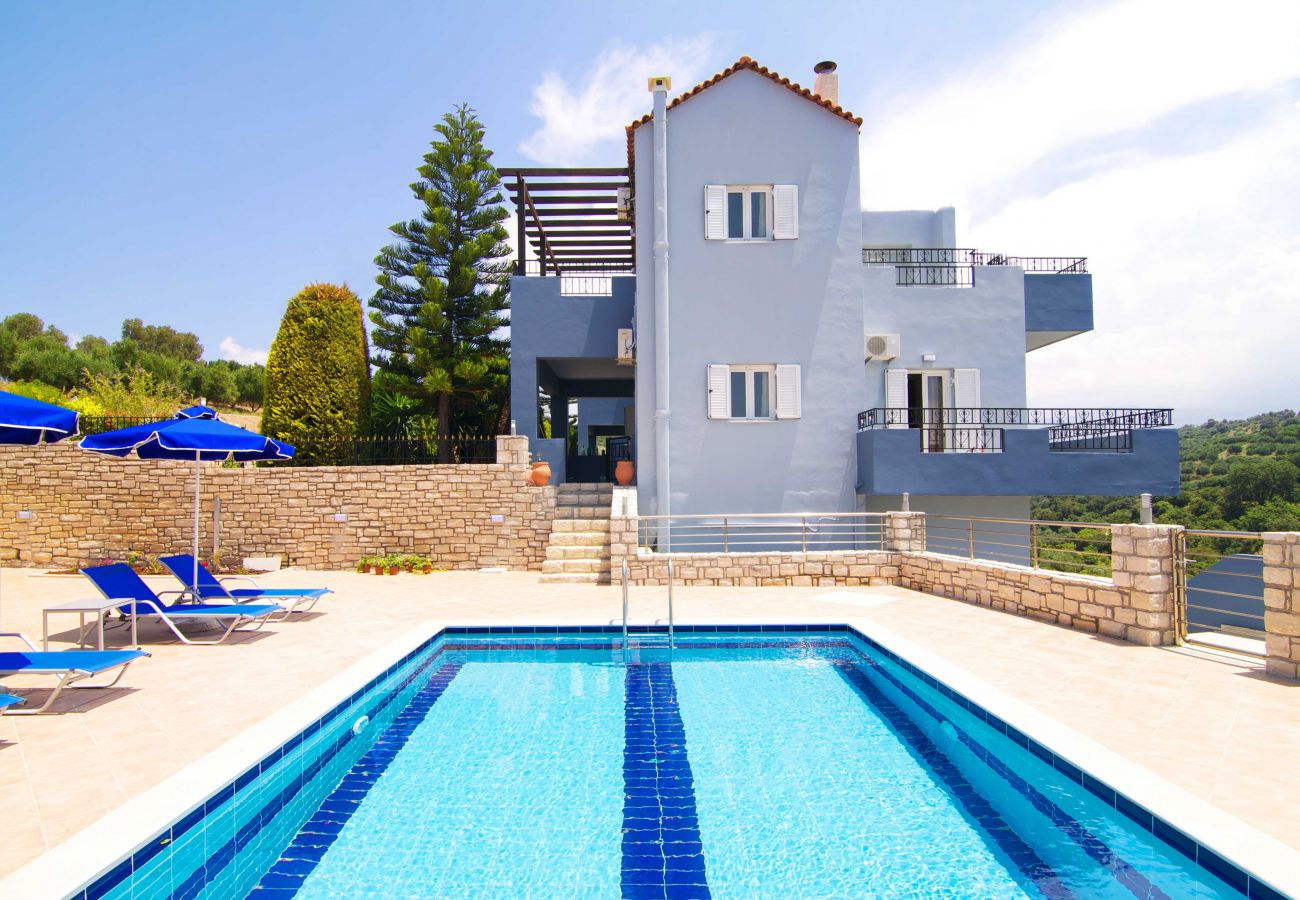 Villa in Perama - Blue Villa 2 - Mit privatem Pool