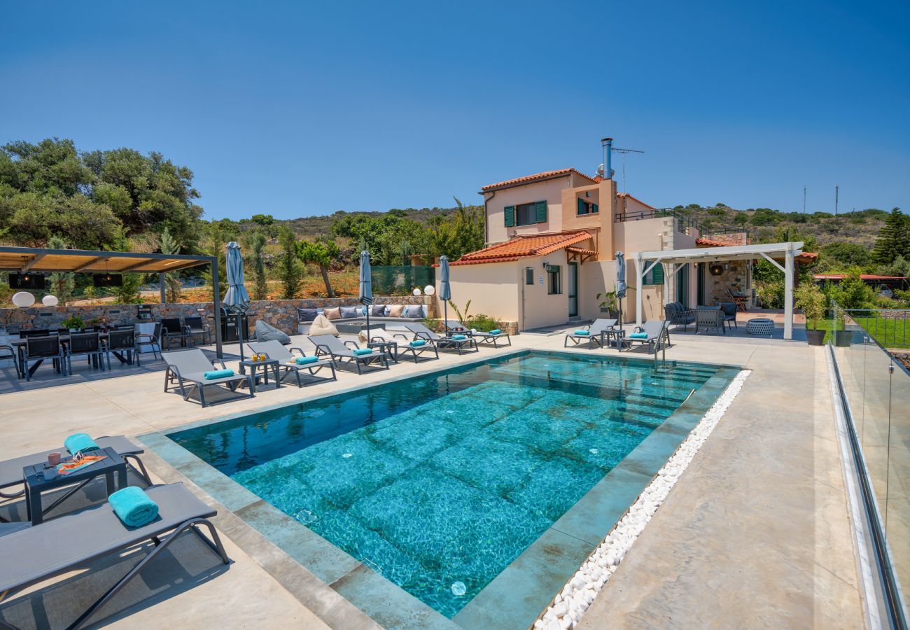 Villa in Gerani - Villa Eagles - Mit privatem Pool