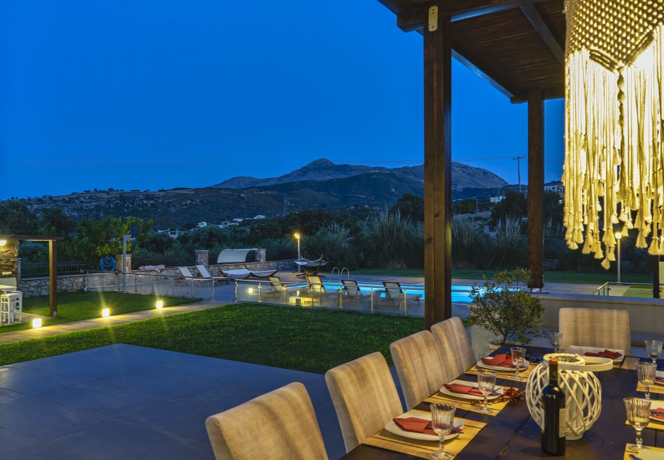 Villa in Tria Monastiria - Sfedami Villa 350m² with 55m² private pool 