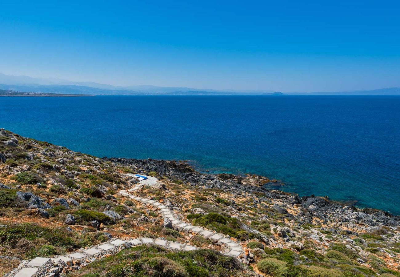 Villa in Stavros - Luxuriöse Villa Kyma – mit privatem beheiztem Pool