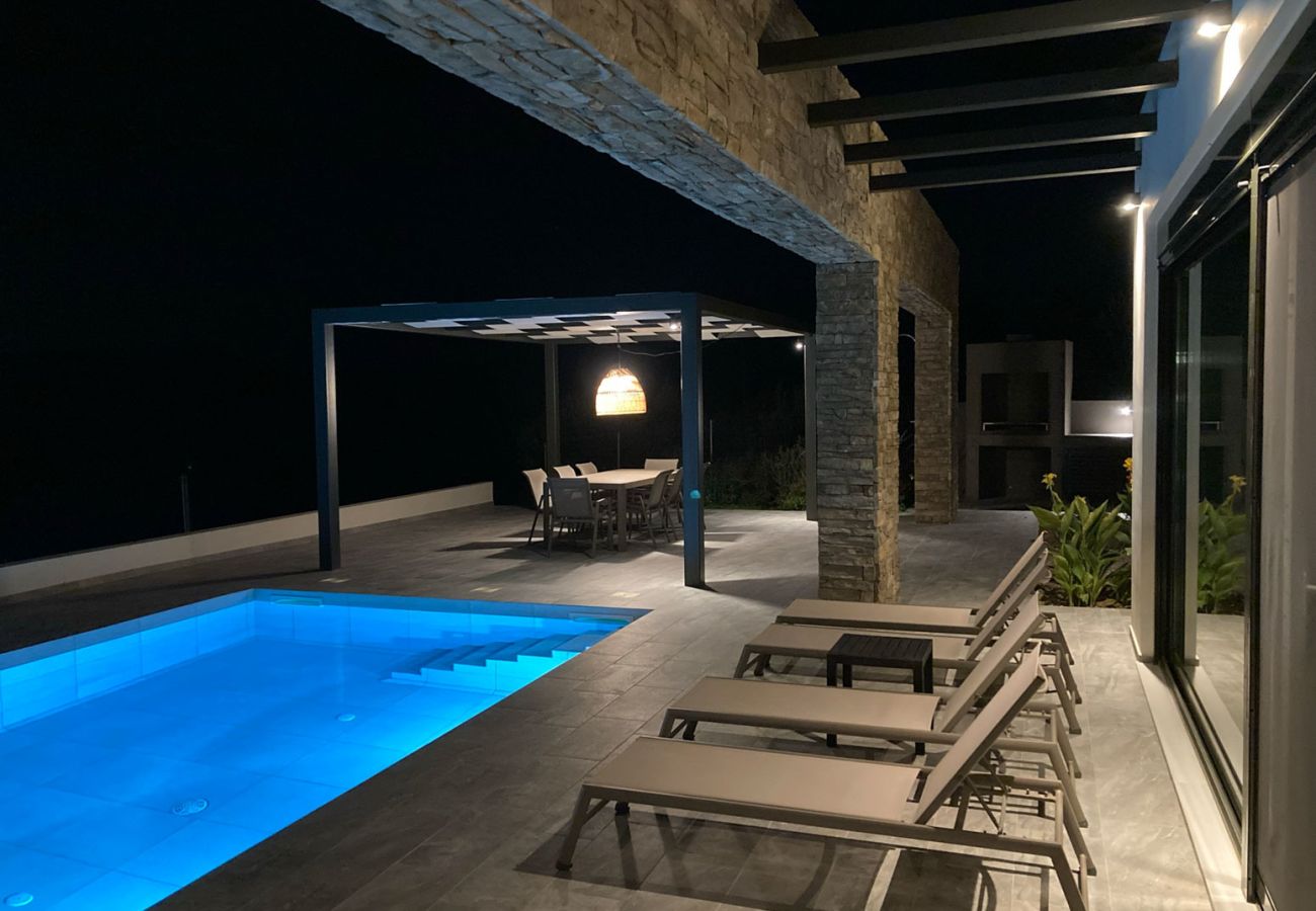 Villa in Chania - Luxuriöse Villa PHI – mit privatem Pool