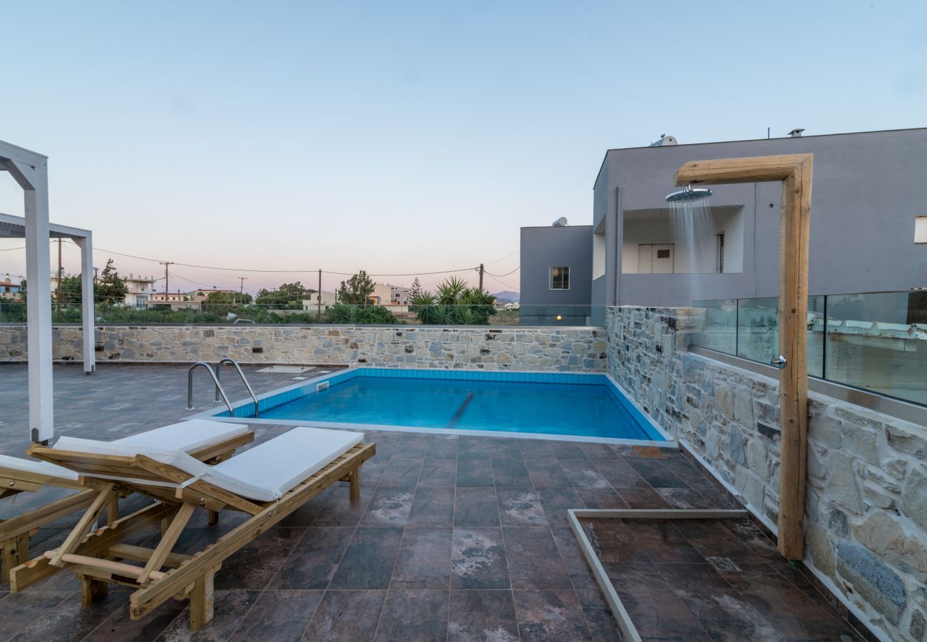 Villa in Kokkinos Pirgos - ELMARA Luxury Villa 3 - Next to the Beach