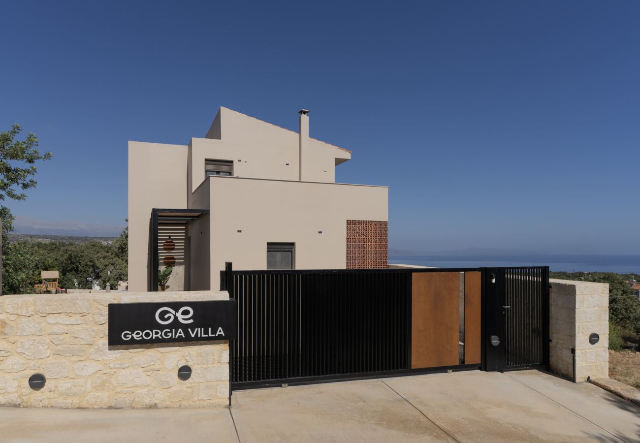 Villa in Prines - Georgia Villa - With Heated Pool