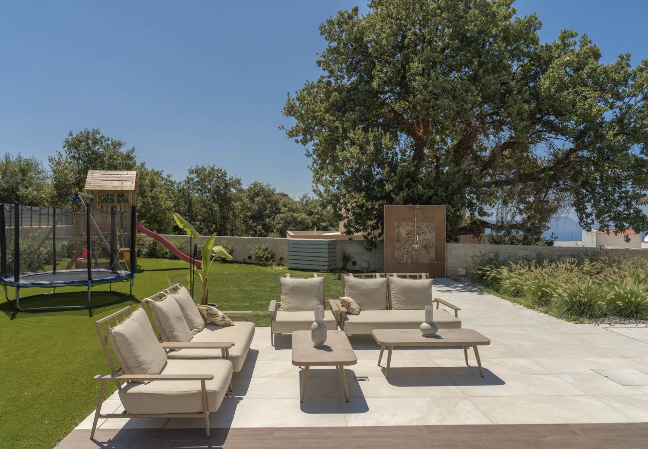 Villa in Prines - Georgia Villa - With Heated Pool