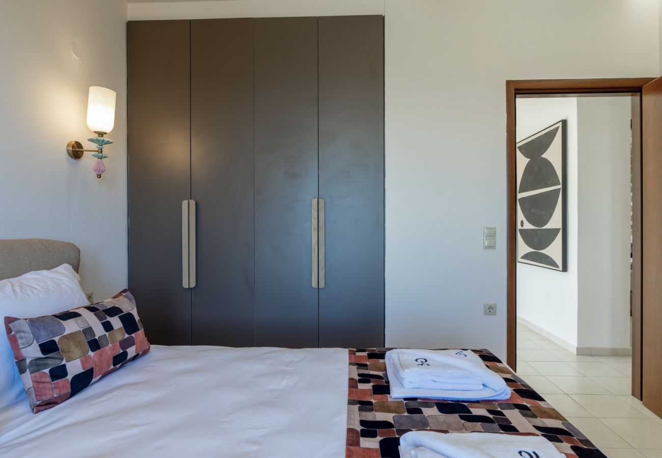 Villa in Prines - Georgia Villa - With Heated Pool