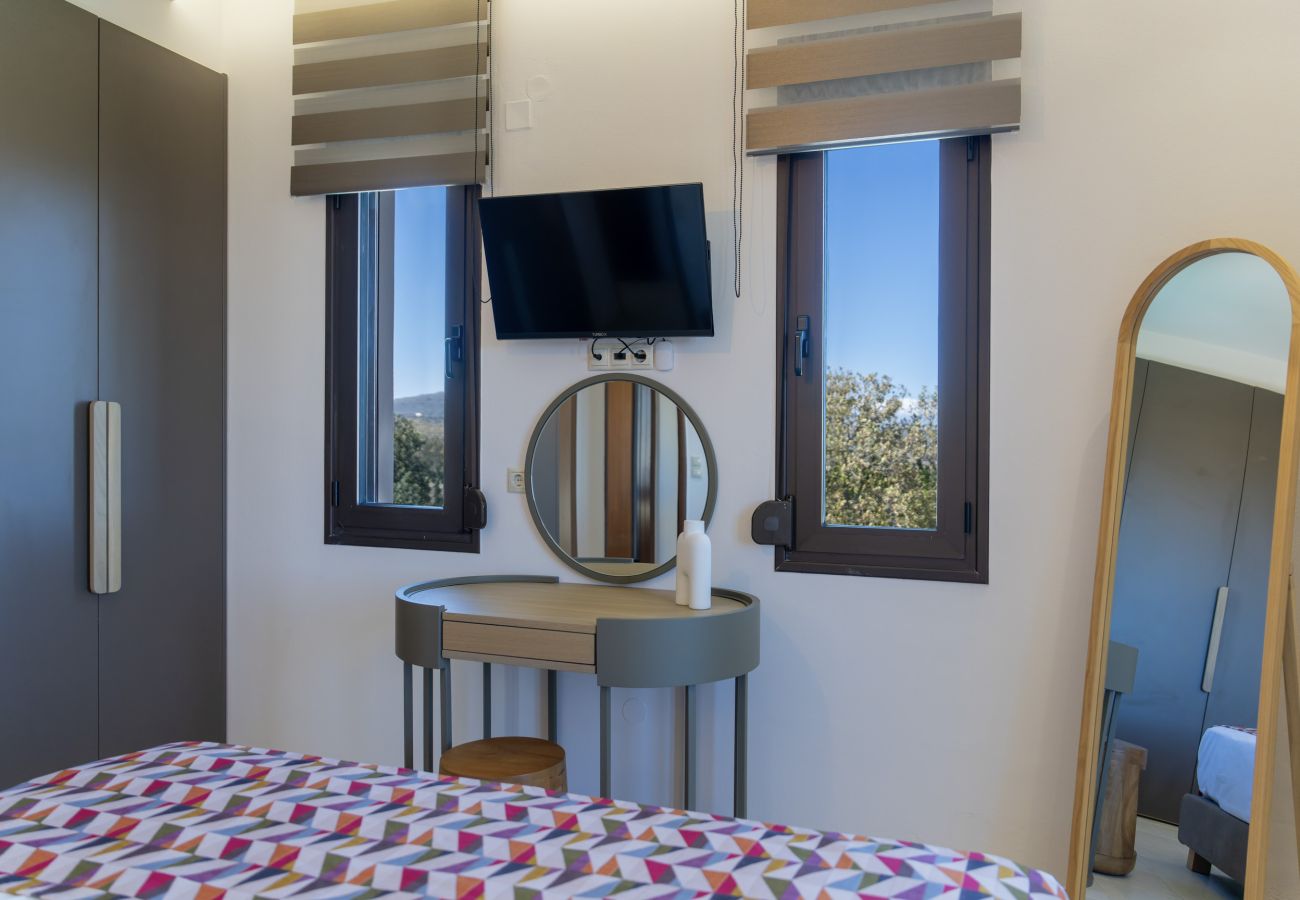Villa in Prines - Georgia Villa - With Heated Pool