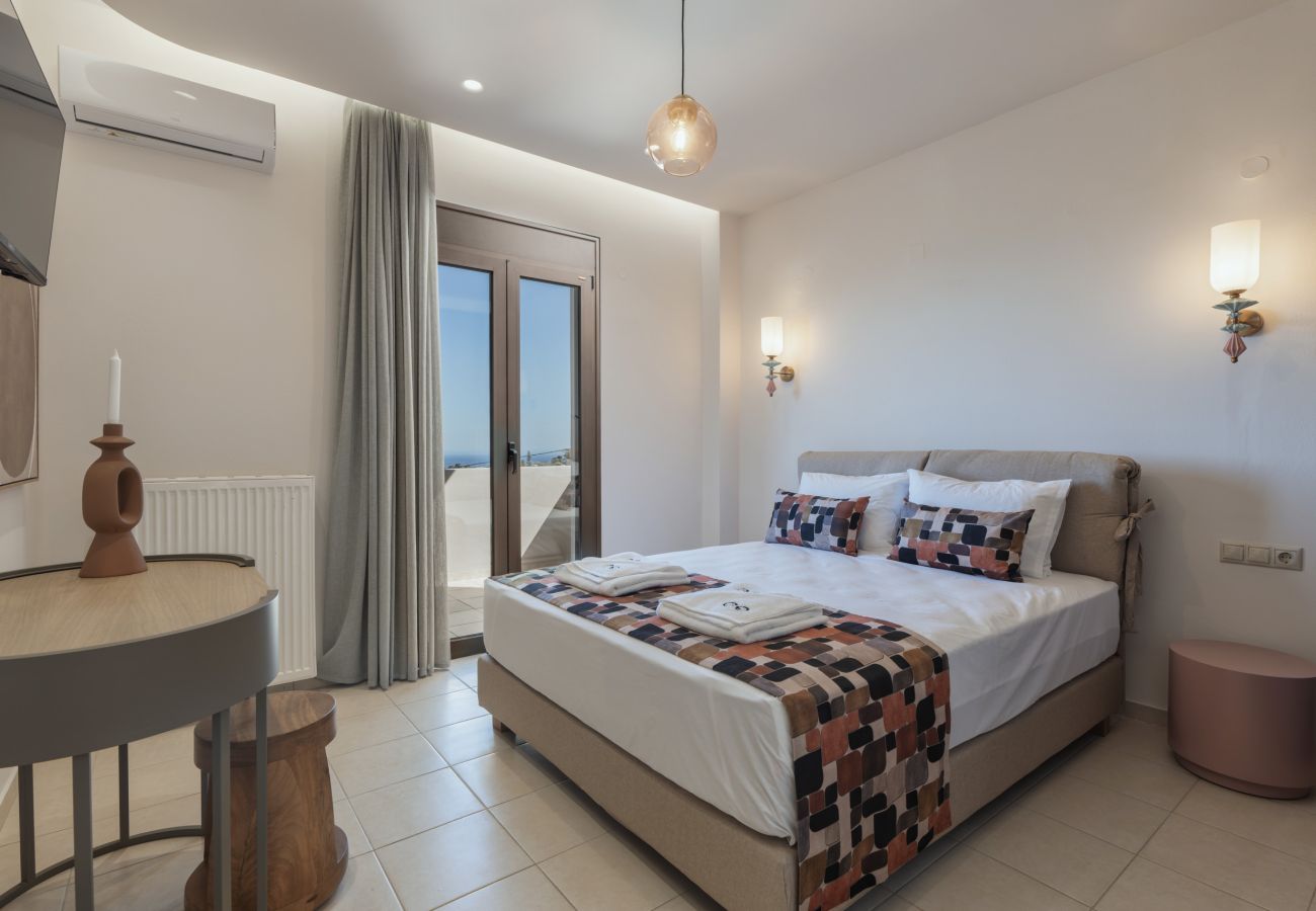 Villa in Prines - Georgia Villa - With Heated Pool