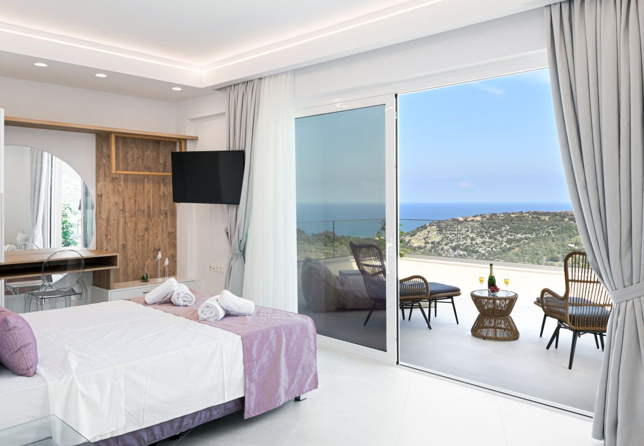 Villa in Rethymno - Luxury Oasis Villa - 11 bedrooms with Heated Pool