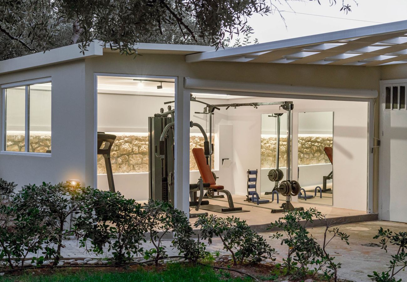 Villa in Rethymno - Luxury Oasis Villa - 11 bedrooms with Heated Pool