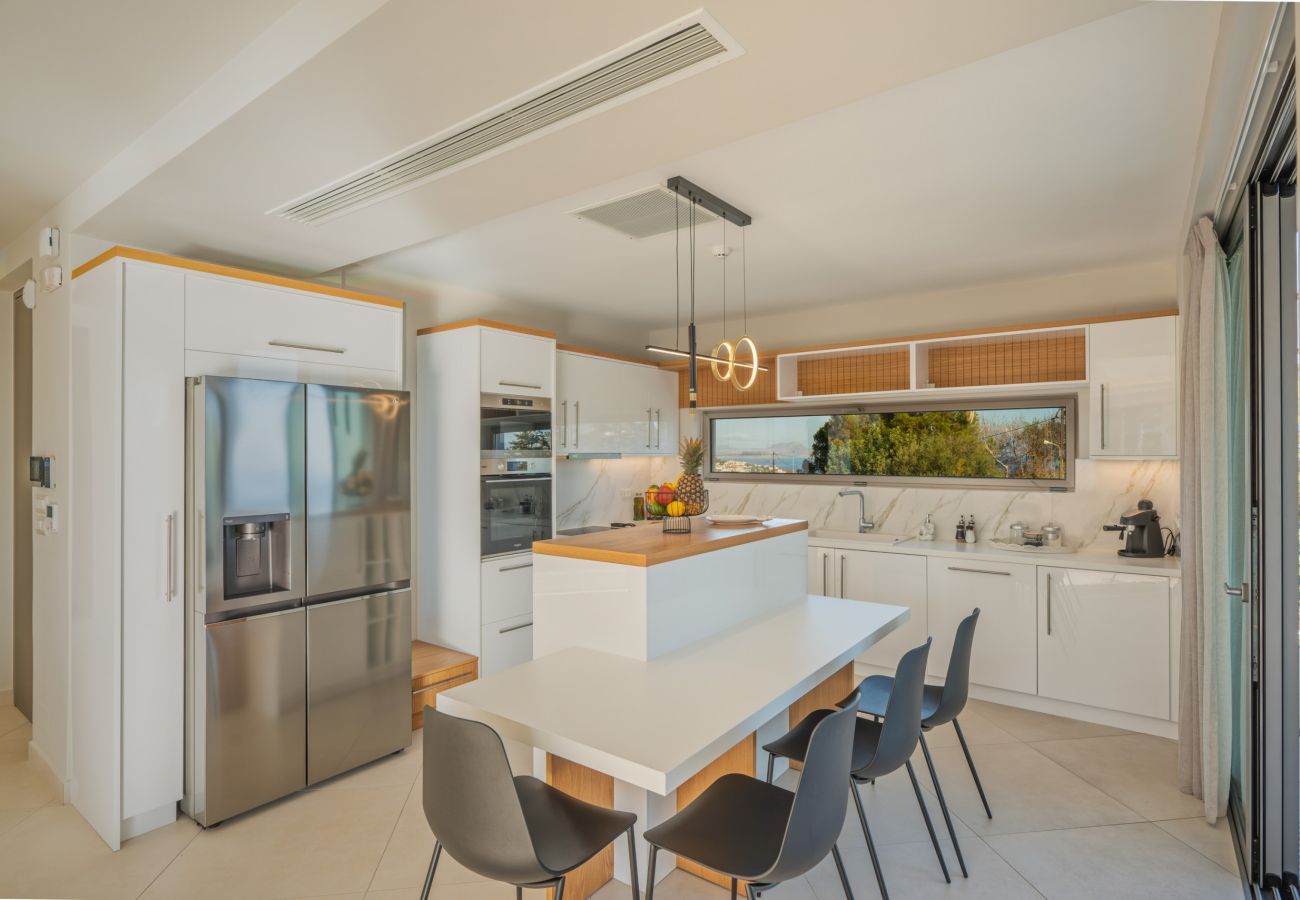 Villa in Tria Monastiria - Luxury Zakkallin Villa - With Amazing View