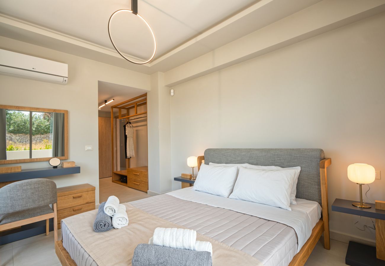 Villa in Tria Monastiria - Luxury Zakkallin Villa - With Amazing View