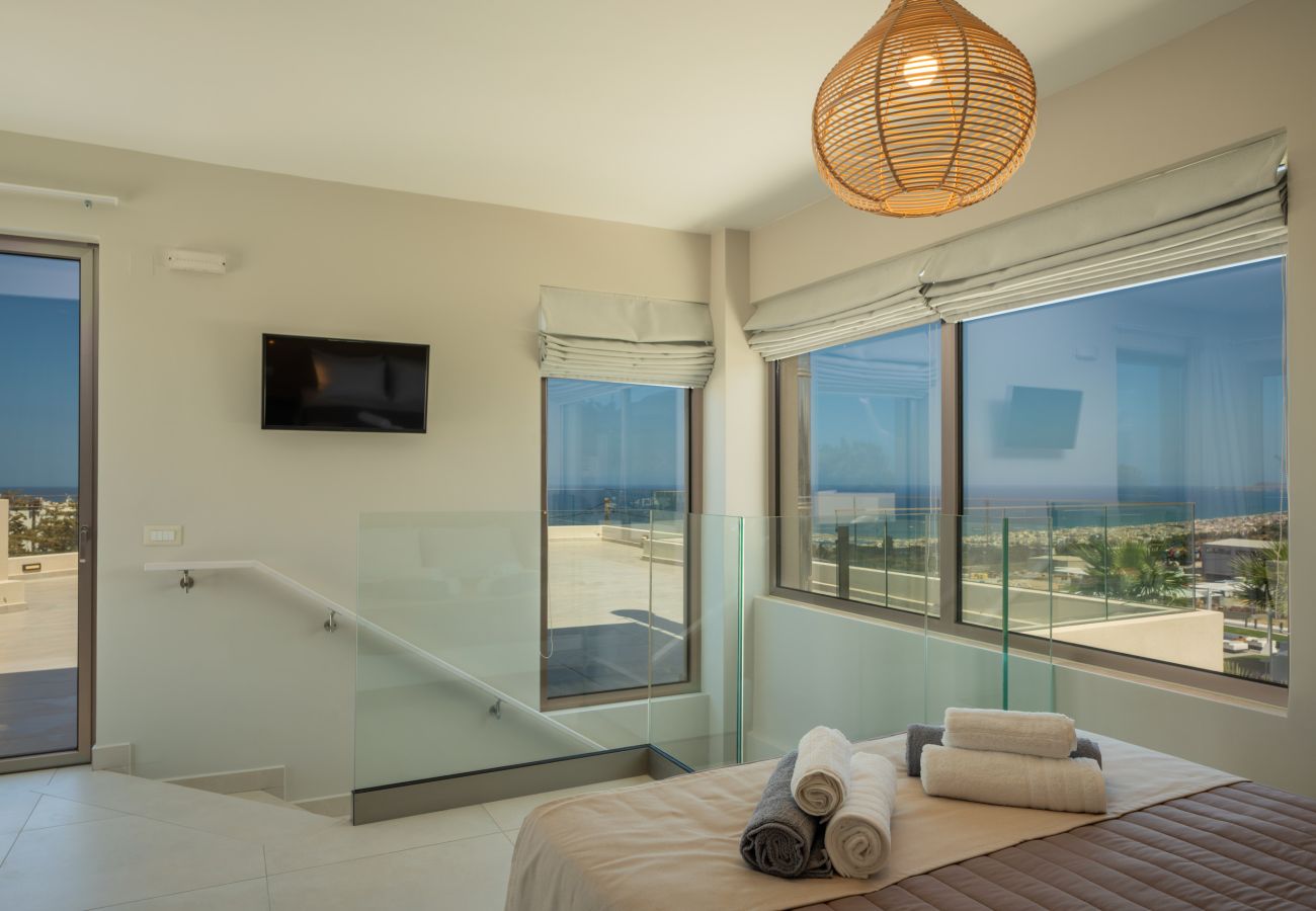 Villa in Tria Monastiria - Luxury Zakkallin Villa - With Amazing View