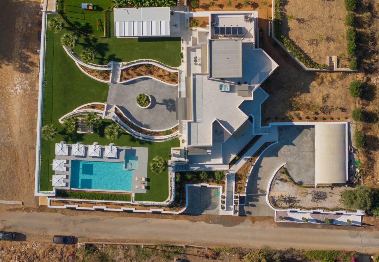 Villa in Tria Monastiria - Luxury Zakkallin Villa - With Amazing View