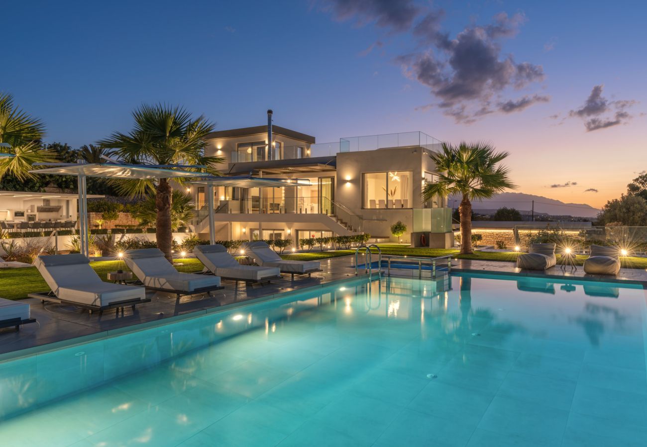 Villa in Tria Monastiria - Luxury Zakkallin Villa - With Amazing View