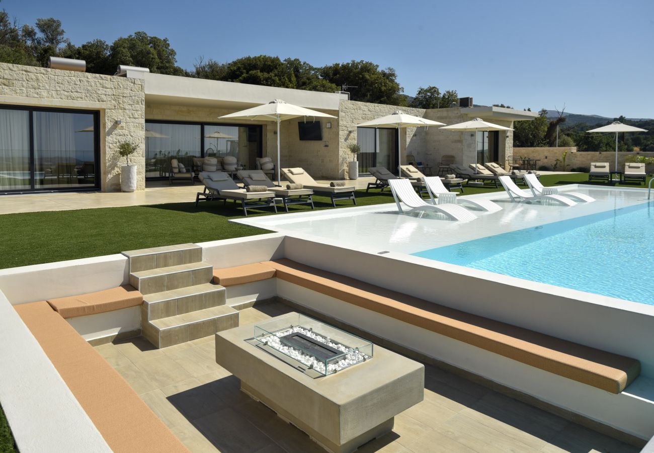 Villa in Choumeri - Elira Luxury Villa - With Private Pool