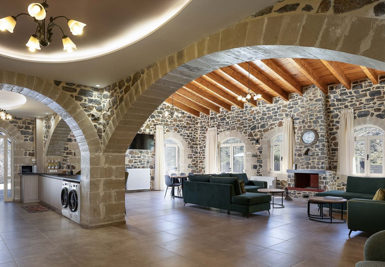 Villa in Garazo - Villa Pasiphae - With Private Pool