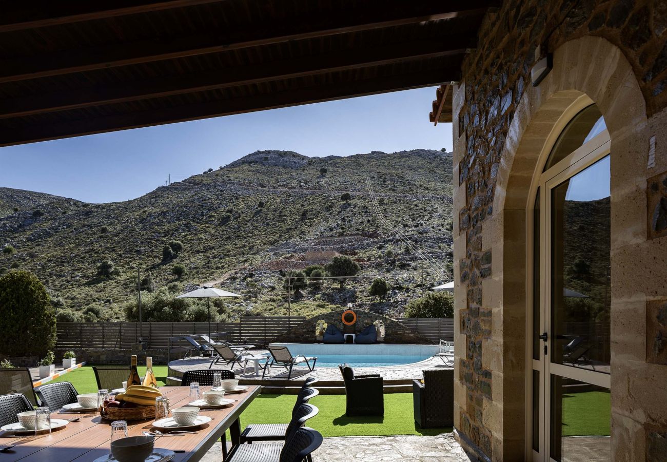 Villa in Garazo - Villa Pasiphae - With Private Pool