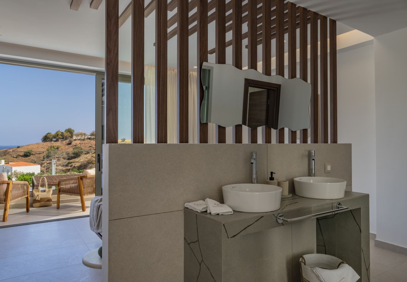 Villa in Panormo - Villa Selestine - With Private Pool