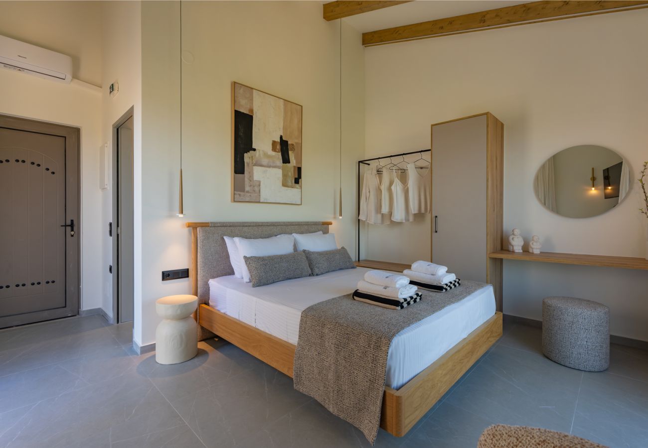 Villa in Atsipopoulo - Luxury Villa Maximus - With Private Heated Pool