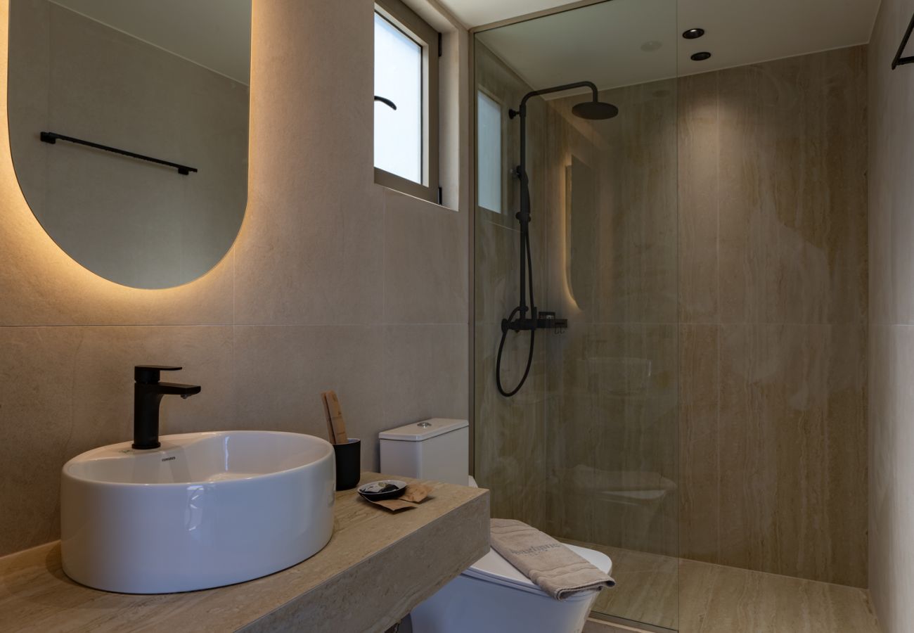 Villa in Atsipopoulo - Luxury Villa Maximus - With Private Heated Pool