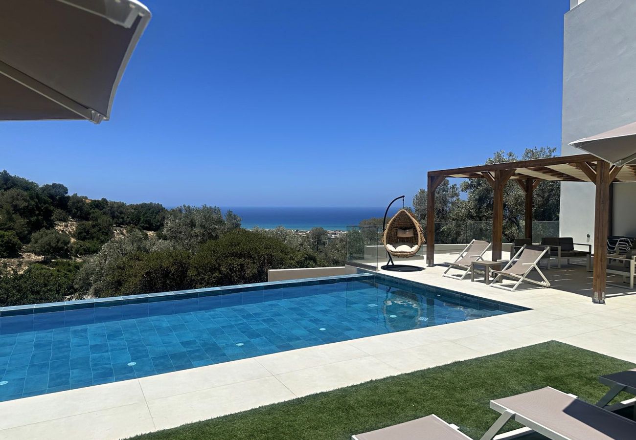 Villa in Maroulas - Luxuriöse Villa Rizes - mit privatem Pool