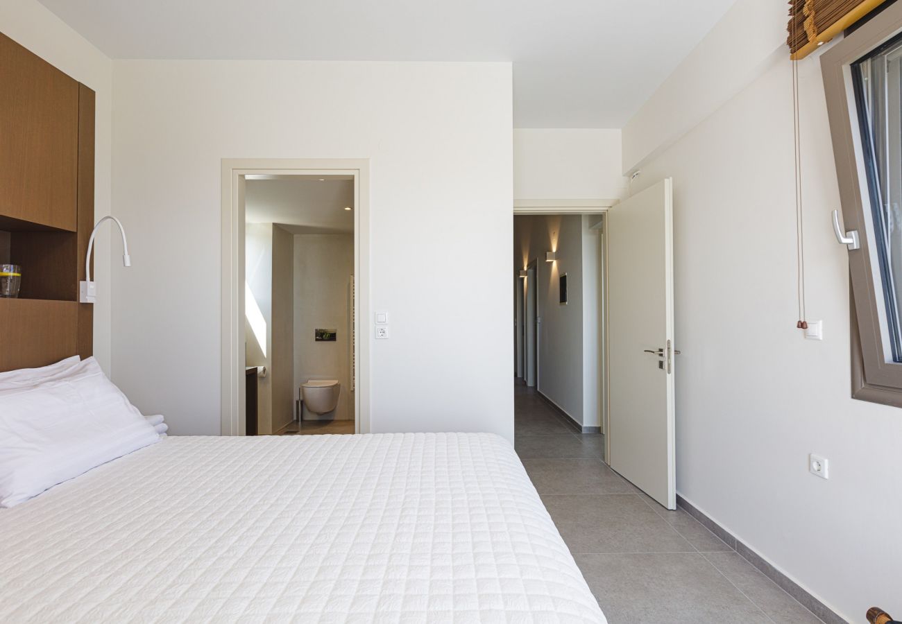 Villa in Maroulas - Luxuriöse Villa Rizes - mit privatem Pool