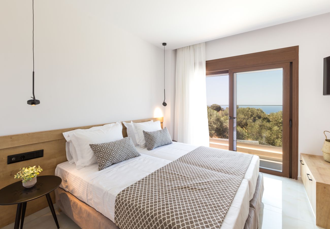 Villa in Agia Eirini - Villa Santa Irini 1 - With Heated Pool