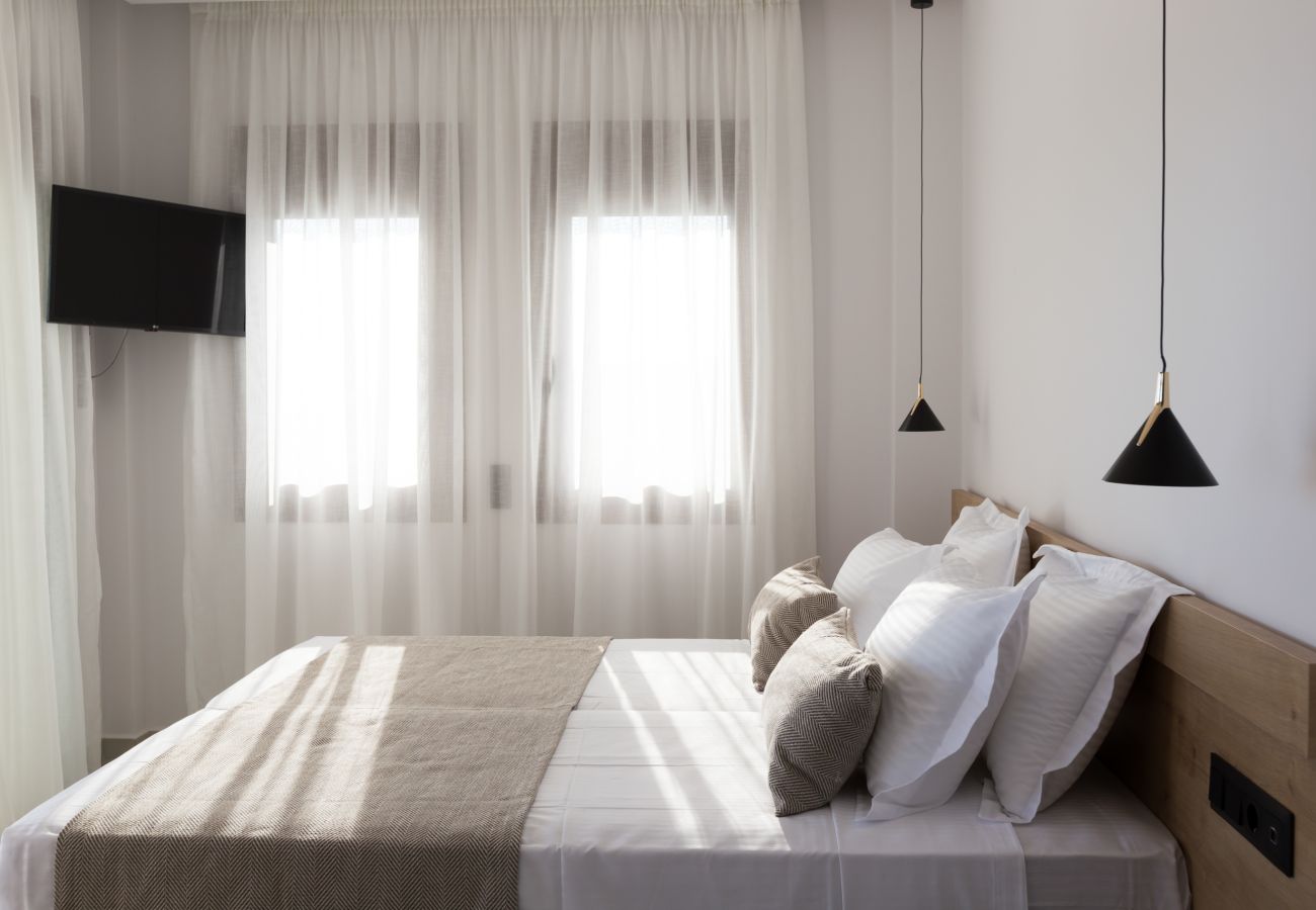 Villa in Agia Eirini - Villa Santa Irini 2 - With Heated Pool