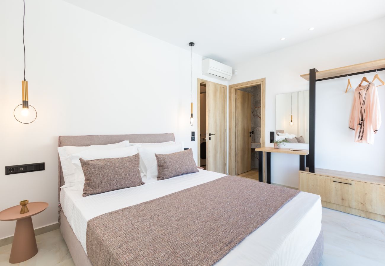 Villa in Agia Eirini - Villa Santa Irini 2 - With Heated Pool