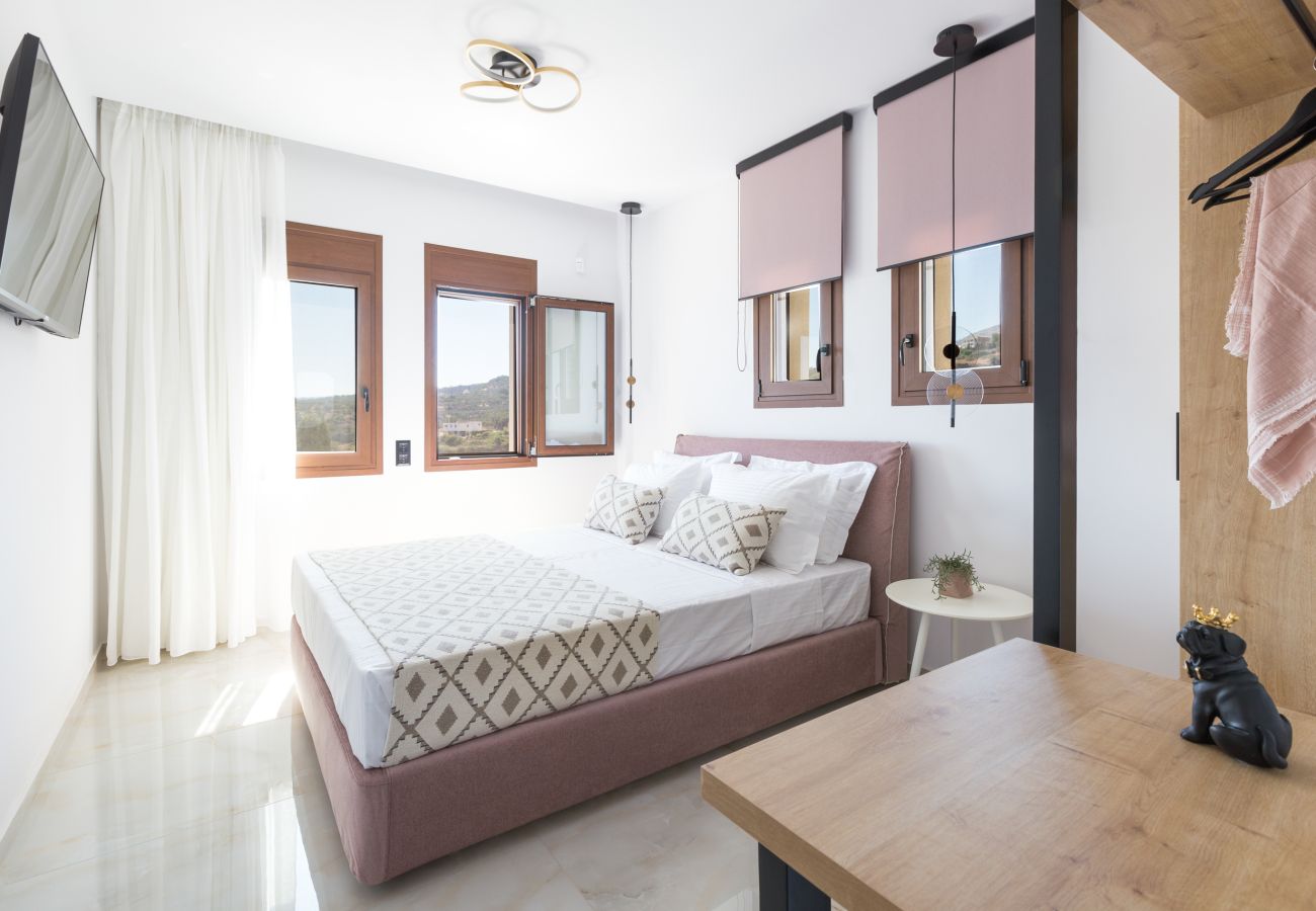 Villa in Agia Eirini - Villa Santa Irini 2 - With Heated Pool