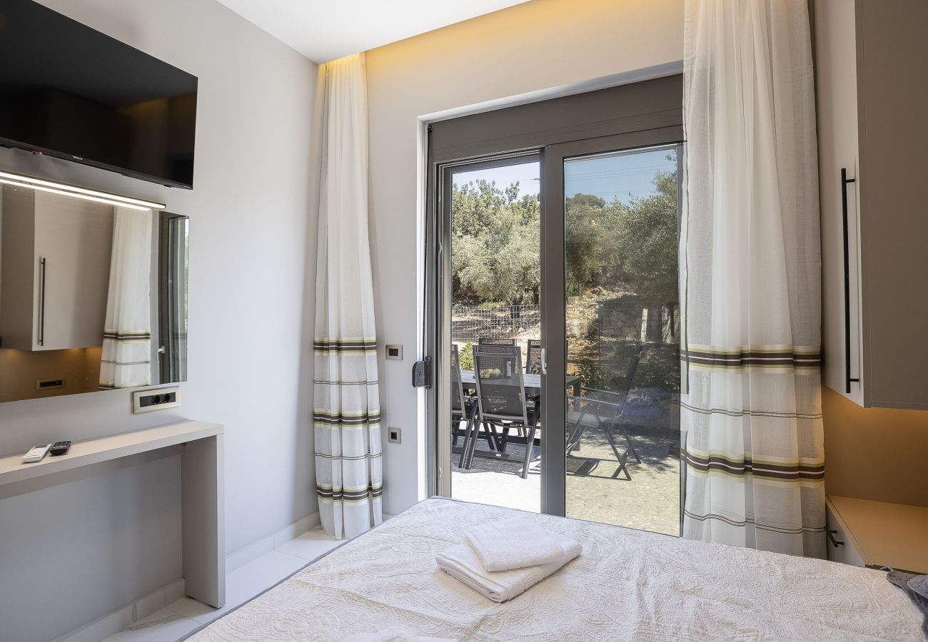 Villa in Roumeli - Villa Me - mit privatem Pool