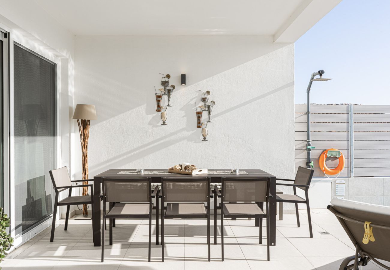 Villa in Armeni - Three Moirai Villa – mit 2 beheizten Pools