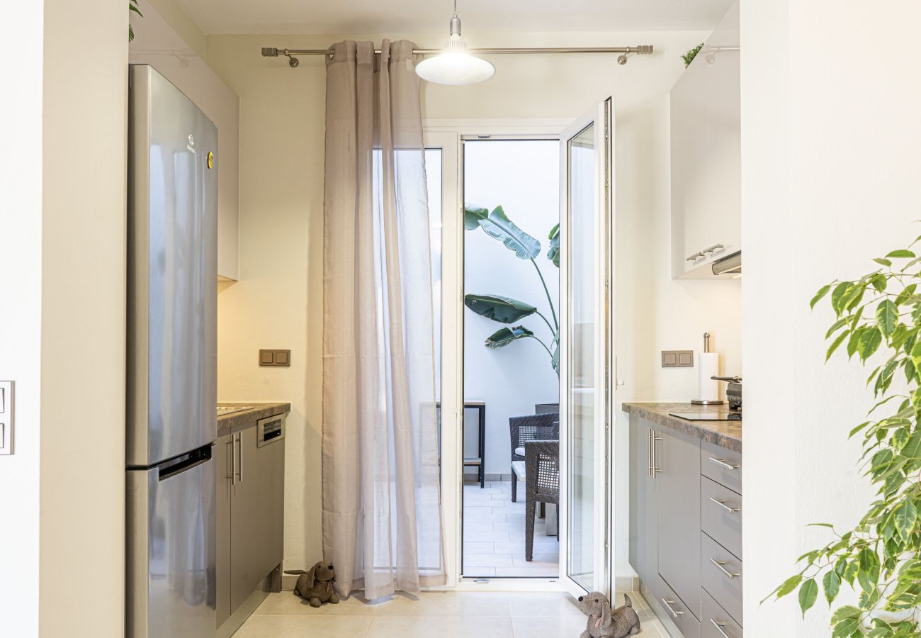Villa in Armeni - Three Moirai Villa – mit 2 beheizten Pools